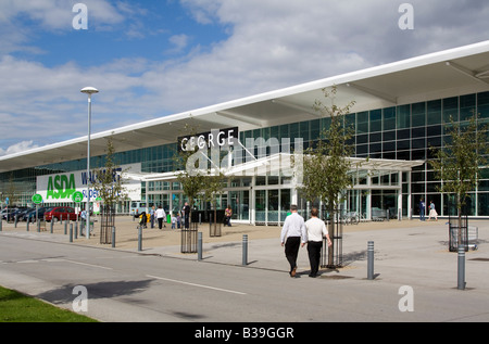 ASDA Supermarkt - Milton Keynes - Buckinghamshire Stockfoto