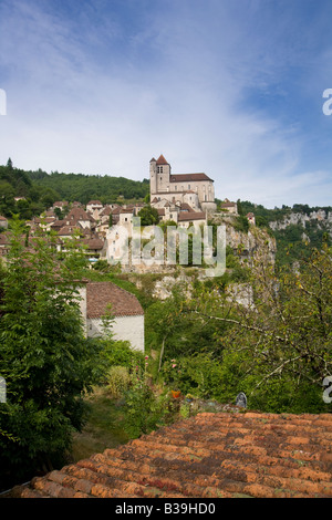 St Cirq Lapopie, der historischen clifftop Dorf touristische Attraktion im Tal des Lot, Lot, Frankreich Stockfoto