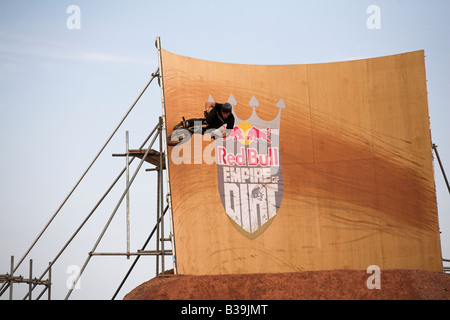 BMX-Fahrer beim Red Bull Imperium von Schmutz Wettbewerb 26. Juli 2008 Devon UK Stockfoto