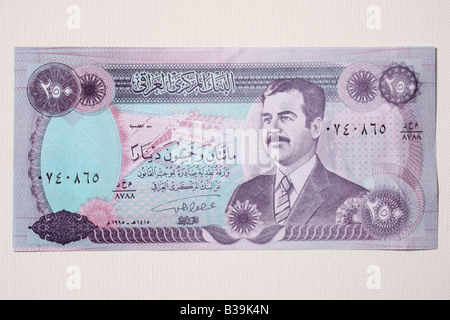 Eine irakische Banknote mit Saddam Hussein drauf. Stockfoto