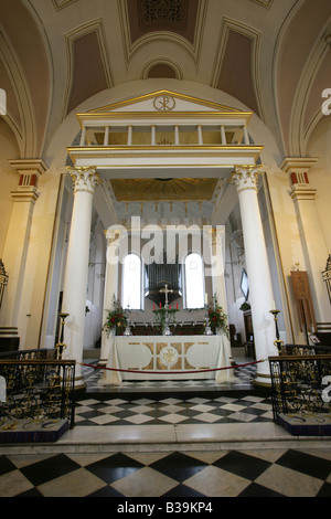 Stadt von Derby, England. Innenansicht des Derbys Kathedrale Kirche von All Saints großer Baldachin über dem Hauptaltar. Stockfoto