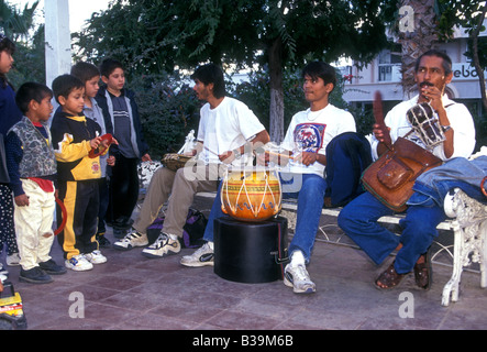 Mexikaner, mexikanischen Männer, erwachsene Männer, Musiker, Musiker, Musik, La Paz, Baja, Baja California, Baja California Sur, Mexiko Stockfoto