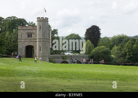 Pont y Bryn verletzt, Tower Bridge, Glanusk Park, Crickhowell Powys Wales Stockfoto