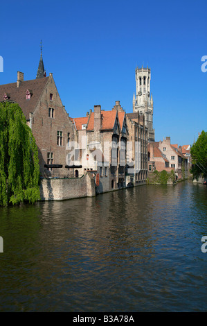 Mühlteich und Glockenturm, Brügge, Belgien Stockfoto