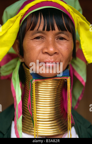 Thailand, Chiang Rai, Long Neck Karen Hilltribe, lange Hals Frau Stockfoto