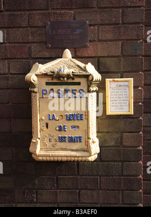 Französischen Stil Briefkasten in England Stockfoto