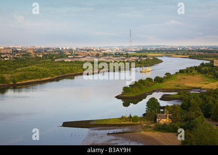 Glasgow-Skyline-Blick östlich von Erskine Brücke über den River Clyde-Schottland Stockfoto