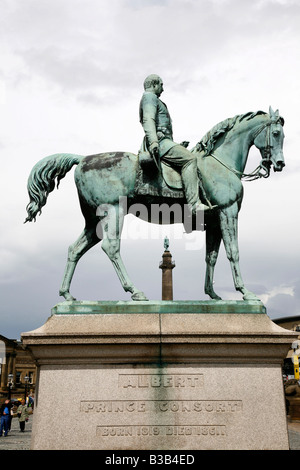 Juli 2008 - Prinz-Albert-Statue von St. George s Hall Liverpool England UK Stockfoto