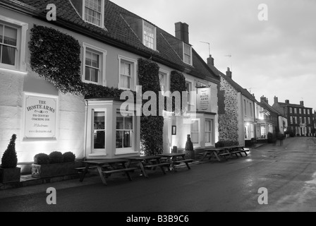 Die Hoste Arme 17. Jahrhundert Poststation verwendet jetzt als Hotel und Restaurant in Burnham Market Norfolk East Anglia UK Stockfoto