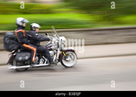 Motorradfahrer, die Teilnahme an Donner in Glens  Aviemore & Grantown auf Spey, Schottland, Vereinigtes Königreich Stockfoto