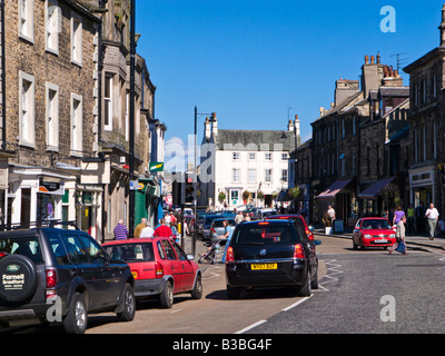 Blick auf Marktplatz, Pferdemarkt und Galgate in Barnard Castle County Durham England UK Stockfoto