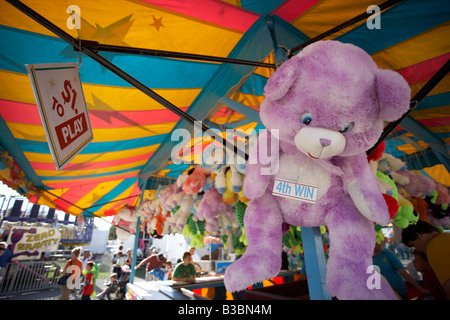 Preise bei Spiel Stall, Ancaster Kirmes, Ancaster, Ontario, Kanada Stockfoto