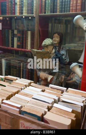 Antiquariat in Paris Stockfoto