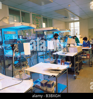 Neonatale Intensivstation Krankenhaus Stockfoto