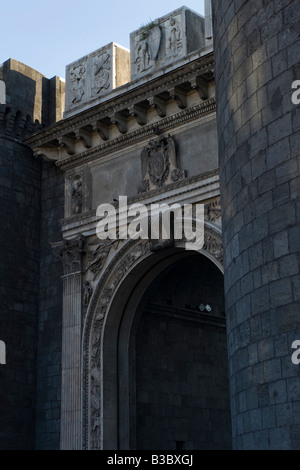 Marble Arch von Porta Capuana Stockfoto