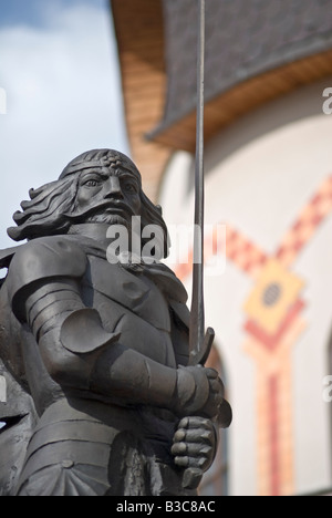 Komárno, Slowakei. Statue von János Hunyadi in Europa Platz (Nadvorie Autor / Europa Udvar) Stockfoto