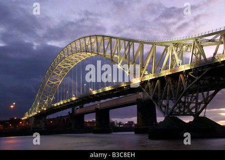 Runcorn Brücke Runcorn Cheshire UK Stockfoto