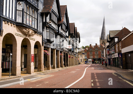 UK Derbyshire Chesterfield Knifesmithgate Victoria Centre mock Tudor Pre-Krieg-Gebäude Stockfoto