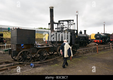 UK Derbyshire Chesterfield Barrow Hill Roundhouse Eisenbahn Cent William Hedleys 1814 Puffing Billy Replik Stockfoto