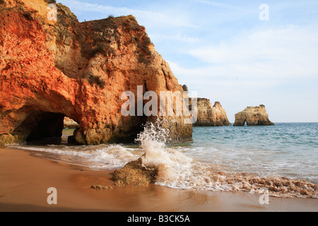 Praia dos Tres Irmaos in der Nähe von Alvor Algarve Portugal Stockfoto