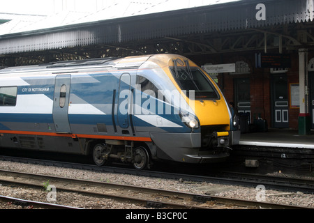 23. Juli 2008 Stadt von Nottingham Bahnhof Nottingham Station Klasse 222 gebaut von Bombardier Transportation Stockfoto