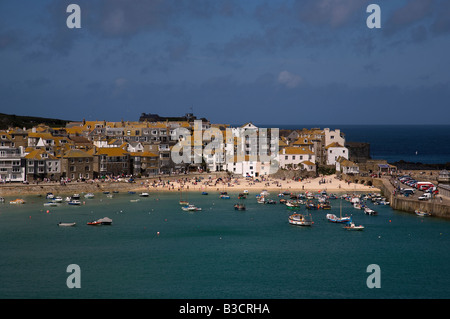 Überblick über den Hafen von St. Ives in Cornwall Süd-west England Stockfoto