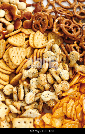 Verschiedene Snacks, erhöhten Blick Stockfoto