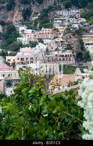 Häuser an der Amalfi Küste in Italien Stockfoto