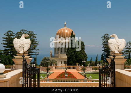 Eine allgemeine Ansicht der hängenden Gärten der Bahai Glauben und der Schrein des Bab auf dem Berg Karmel in Haifa, Israel Stockfoto