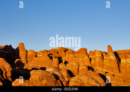 Späten Nachmittag Licht auf Sandstein Felsformationen in den feurigen Ofen in Arches National Park in Utah Stockfoto