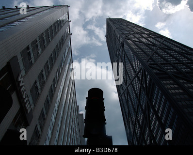 Das Westin Michigan Avenue (links) und den Hancock Tower. Die Magnificent Mile. Chicago. Illinois. USA Stockfoto