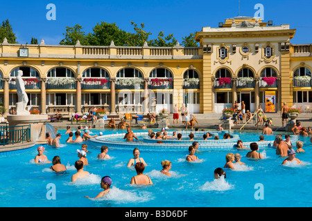 Das Szechenyi-Bad in Budapest Ungarn Stockfoto