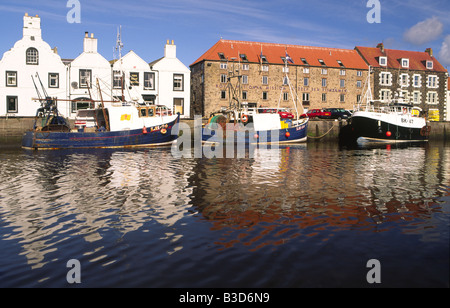 Schottischen Küste Angelboote/Fischerboote im Hafen von Eyemouth an der Küste von Berwickshire schottischen Grenzen Scotland UK Stockfoto