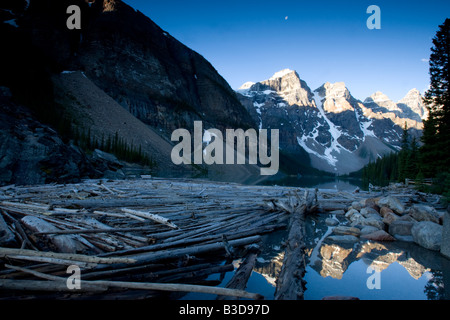 Morraine Lake und das Tal der zehn Gipfel Stockfoto