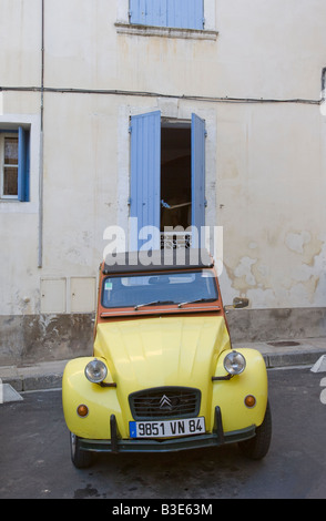 Einen alten Citroen in Arles, Frankreich Stockfoto