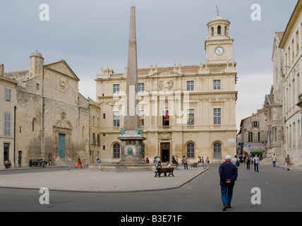 Die Place De La République in Arles, Frankreich Stockfoto