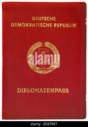 Geografie/Reisen, Deutschland, Deutsche Demokratische Republik, Dokumente, Diplomatenpassport, 1970er Jahre, Cover, 70er, 20. Jahrhundert, Stockfoto