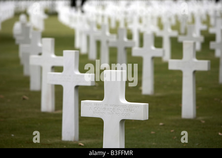 Grab des unbekannten Soldaten in der amerikanischen Friedhof und Gedenkstätte St. James Brittany France Stockfoto