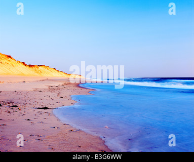 Sonnenaufgang über Marconi am Strand in Wellfleet, Cape Cod mit Sand, Dünen und keine Menschen Surfen. Cape Cod National Seashore Strände USA Stockfoto