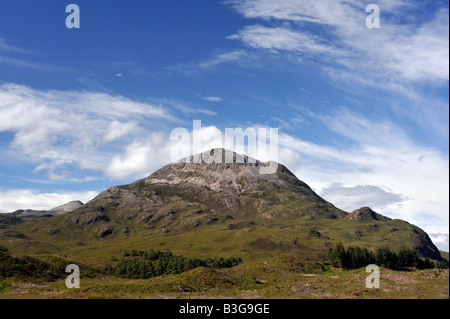 Sgurr Dubh, aus dem Osten. Glen Torridon, Wester Ross, Schottland, Vereinigtes Königreich, Europa. Stockfoto