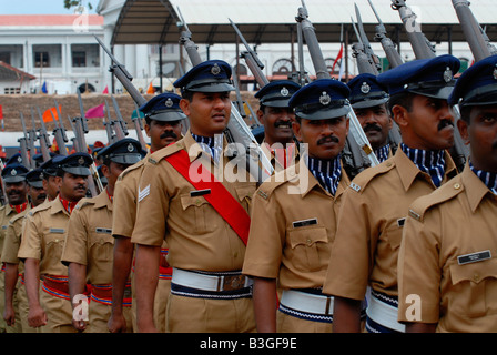 Ein Parade-Kontingent von Kerala Polizei, Indien Stockfoto