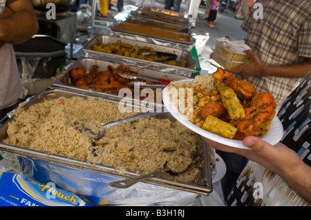 Pakistanische Amerikaner zu sammeln, in der Nähe von Madison Square Park in New York Stockfoto