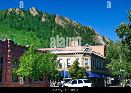 Gebäude in Aspen Ski Resort unter Ajax Mountain Colorado USA Amerika Stockfoto