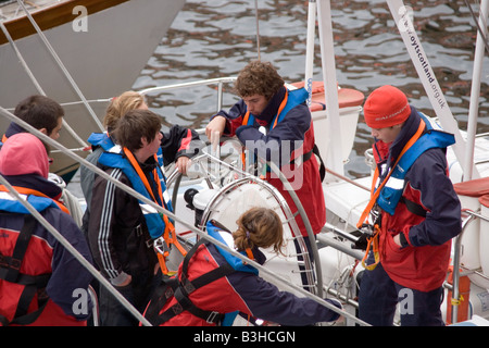 Das Segelschiff Alba Explorer beim hohen Schiffe Rennen in Liverpool Juli 2008 im Albert Dock Stockfoto