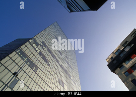 Moderne Gebäude in der Wienerberg City Stockfoto