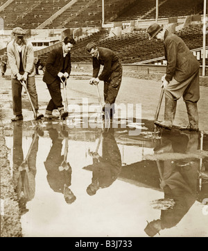 Nach der Hitzewelle, Starkregen - London Olympische Spiele 1948 Stockfoto