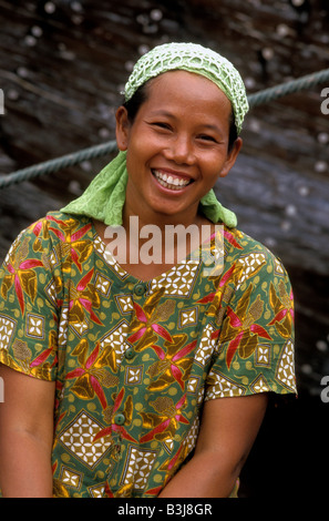 Mädchen in Sunda Kelapa Jakarta Java Indonesien Stockfoto