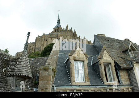 Ortsbild des Kloster Gefängnis Festung Mont St. Michel ist ein Weltkulturerbe und besucht von vielen gehen in die Normandie in Frankreich Stockfoto
