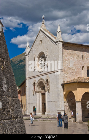 San Benedetto Kirche Norcia Perugia Umbrien Italien gotischen Stil vier Evangelisten Marktplatz geschlossen, überdachte Getreide, Getreide Stockfoto