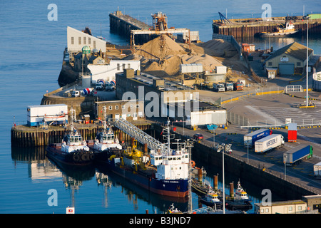 Panoramablick auf Dover Hafen gesehen von westlichen Höhen Stockfoto